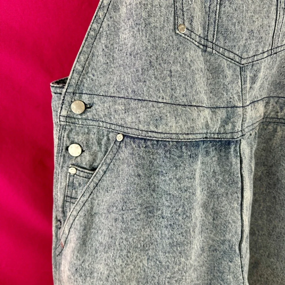WeSC‎ Denim Bib Overall Shorts XL Unisex Light Wash Streetwear Overalls NWT